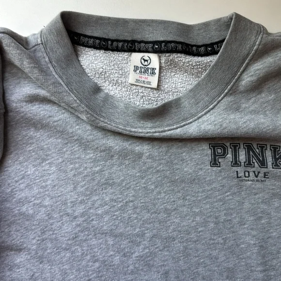 Victoria’s Secret Pink grey crewneck sweatshirt size Medium - Picture 3 of 5